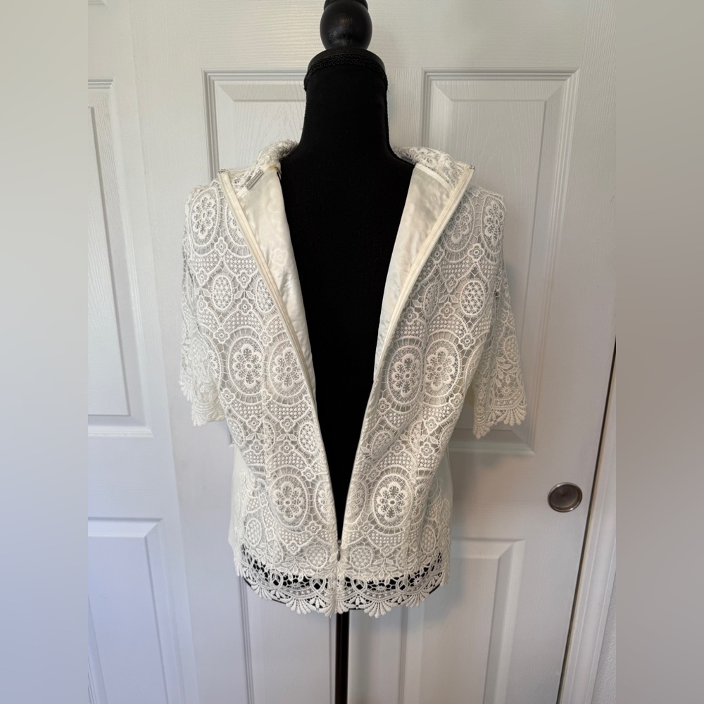 Elie Tahari Elegant White Lace Women's Top - Picture 8 of 11